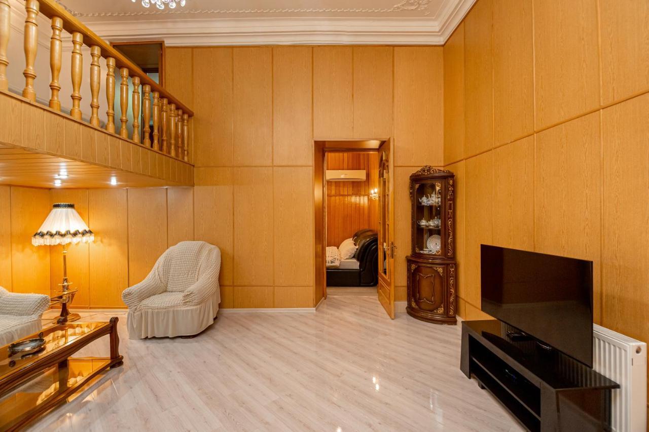 Rustaveli Downtown Aparthotel Tbilissi Extérieur photo